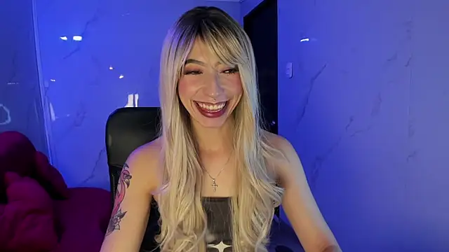 LilithCooperr  online show from May 2026 03:28:01 AM