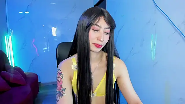 Snapshot of LilithCooperr_ chatting on June 2026 03:34:02 AM LilithCooperr online show from June 2026 03:34:02 AM