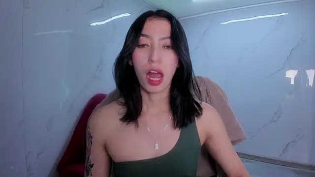 LilithCooperr  online show from April 2026 03:08:01 AM