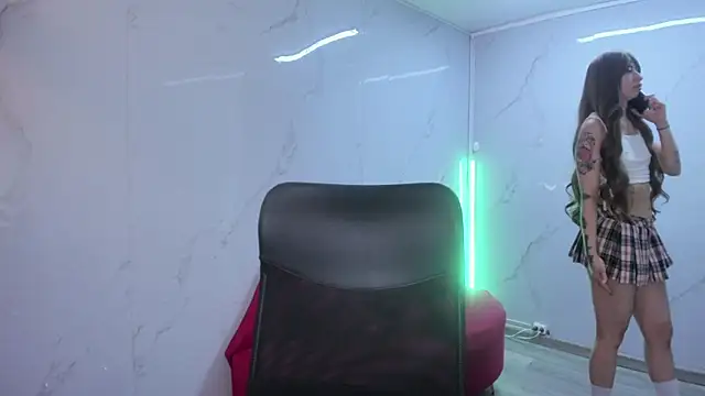 LilithCooperr  online show from March 2026 03:25:01 AM