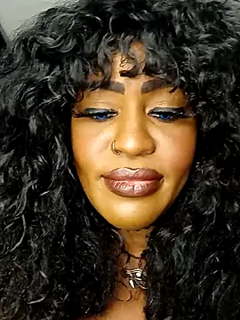 AmazonianMistress online show from December 2025 06:07:01 PM