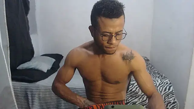 Snapshot of grandominantex1 chatting on January 2026 09:51:02 PM grandominantex1 online show from January 2026 09:51:02 PM