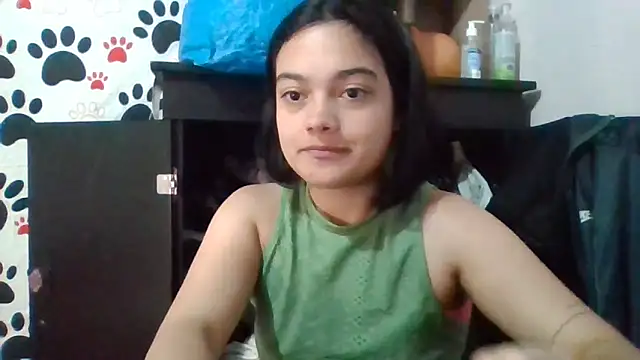 Snapshot of littlemelii chatting on October 2025 12:01:01 AM littlemelii online show from October 2025 12:01:01 AM