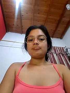 Snapshot of littlemelii chatting on January 2025 07:07:02 PM littlemelii online show from January 2025 07:07:02 PM