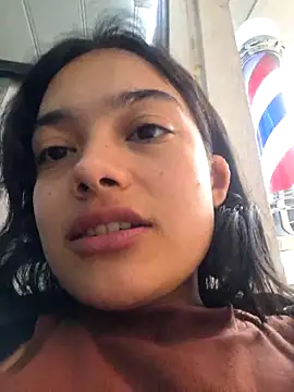 littlemelii online show from November 2025 05:06:01 PM