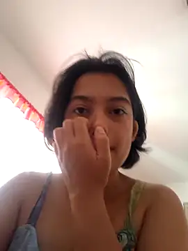 Snapshot of littlemelii chatting on February 2026 03:56:02 PM littlemelii online show from February 2026 03:56:02 PM