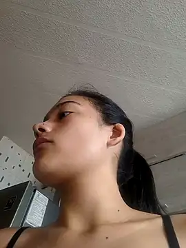 Snapshot of littlemelii chatting on January 2025 03:53:02 PM littlemelii online show from January 2025 03:53:02 PM