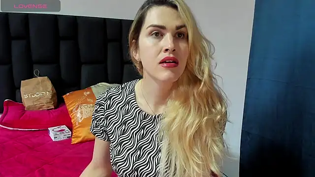 Aurora doll23 online show from March 2025 02:35:02 PM