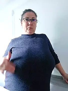 EmmaSquirt online show from March 2025 03:40:01 PM