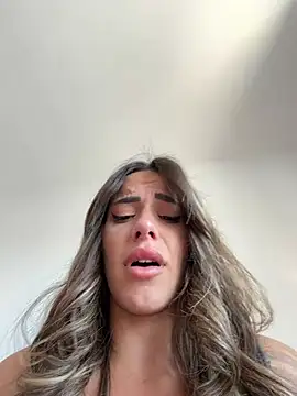 Alisa-Marie online show from May 2026 09:29:02 AM