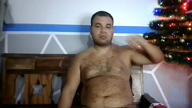 Snapshot of Evert_hairyboy chatting on December 2025 06:48:02 AM Evert hairyboy online show from December 2025 06:48:02 AM