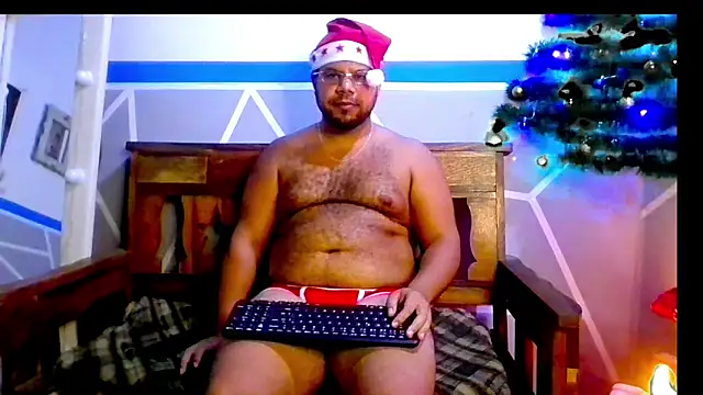 Snapshot of Evert_hairyboy chatting on December 2025 06:34:02 PM Evert hairyboy online show from December 2025 06:34:02 PM