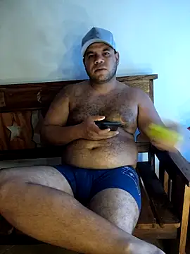 Snapshot of Evert_hairyboy chatting on October 2025 05:50:02 PM Evert hairyboy online show from October 2025 05:50:02 PM