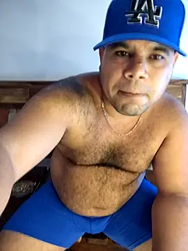 Snapshot of Evert_hairyboy chatting on September 2025 06:03:02 PM Evert hairyboy online show from September 2025 06:03:02 PM