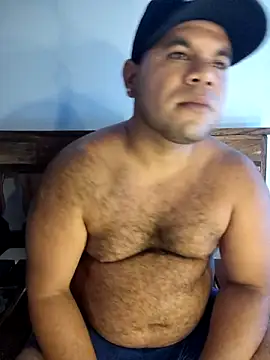 Snapshot of Evert_hairyboy chatting on September 2025 01:34:01 AM Evert hairyboy online show from September 2025 01:34:01 AM