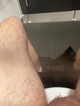 Drummer112 online show from November 2025 01:58:02 PM