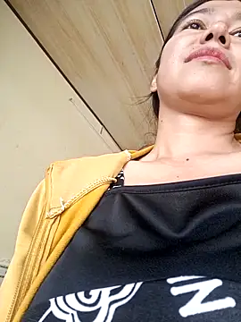 2HotAsain4u online show from December 2025 02:32:01 AM