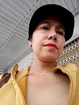 2HotAsain4u online show from December 2025 02:04:02 AM