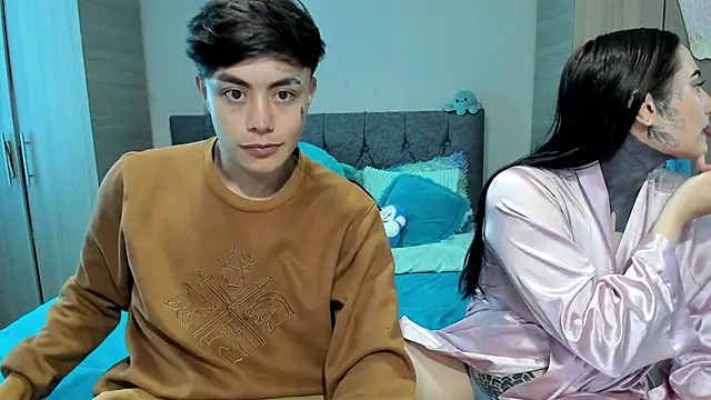 Snapshot of steban_and_kim chatting on February 2025 08:35:02 PM steban and kim online show from February 2025 08:35:02 PM