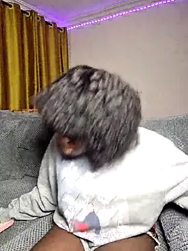 Snapshot of Mon_cherrie_ chatting on September 2025 11:47:01 PM Mon cherrie online show from September 2025 11:47:01 PM