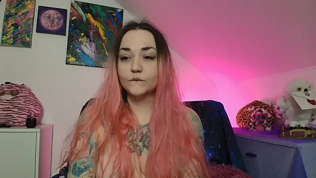 Snapshot of PinkHurricaneOfficial chatting on February 2026 11:12:01 PM PinkHurricaneOfficial online show from February 2026 11:12:01 PM