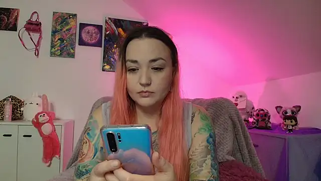 PinkHurricaneOfficial online show from November 2025 07:39:01 PM