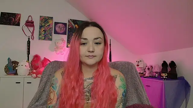 PinkHurricaneOfficial online show from September 2025 02:45:01 PM