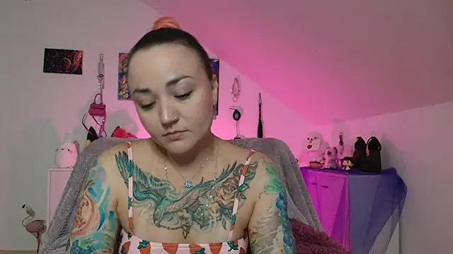 PinkHurricaneOfficial online show from September 2025 02:38:02 PM