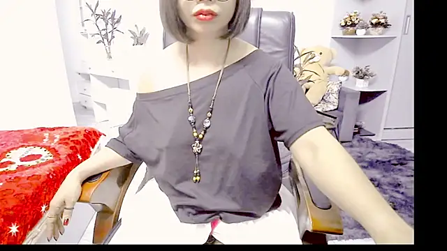 Snapshot of Miu-Le chatting on May 2026 06:00:02 PM Miu-Le online show from May 2026 06:00:02 PM