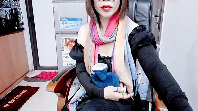 Miu-Le online show from January 2026 04:23:01 PM