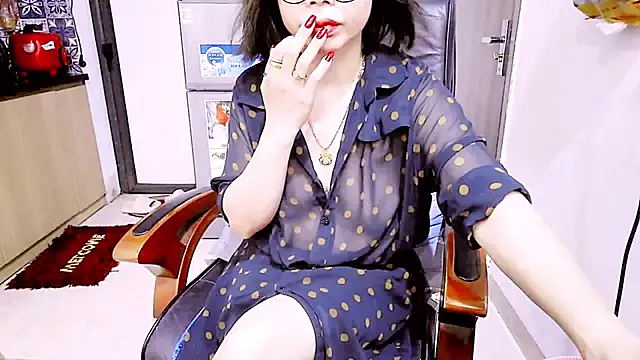 Miu-Le online show from April 2026 02:18:02 PM