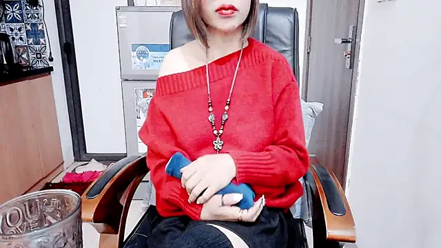 Miu-Le online show from January 2026 05:27:02 PM