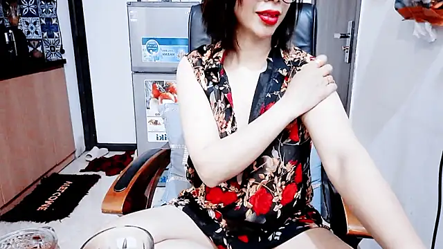 Miu-Le online show from March 2026 06:30:02 PM