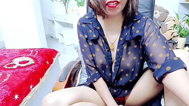Snapshot of Miu-Le chatting on May 2026 10:06:02 PM Miu-Le online show from May 2026 10:06:02 PM