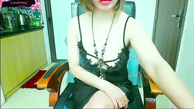 Miu-Le online show from September 2025 05:30:02 PM