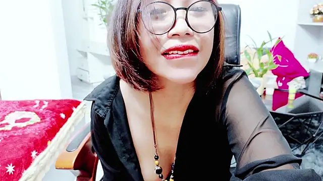 Miu-Le online show from June 2026 09:04:02 PM