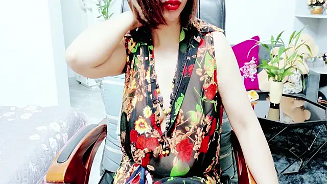 Miu-Le online show from June 2026 08:29:02 PM