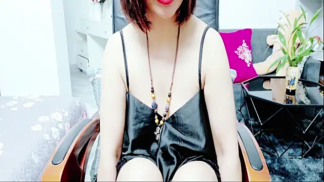Miu-Le online show from June 2026 05:57:02 PM