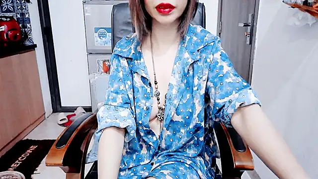 Miu-Le online show from January 2026 08:18:01 AM