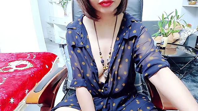 Snapshot of Miu-Le chatting on May 2026 05:08:02 PM Miu-Le online show from May 2026 05:08:02 PM