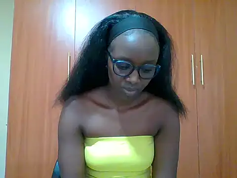 Snapshot of sexy_darleen23 chatting on June 2026 06:08:02 AM sexy darleen23 online show from June 2026 06:08:02 AM