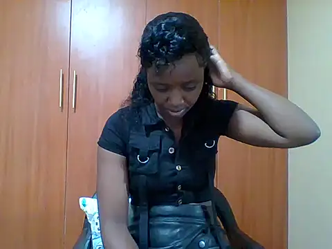 Snapshot of sexy_darleen23 chatting on December 2025 09:00:01 AM sexy darleen23 online show from December 2025 09:00:01 AM