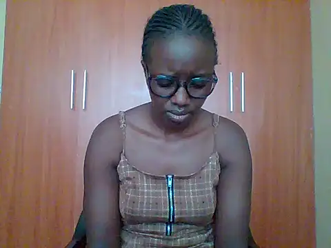 Snapshot of sexy_darleen23 chatting on February 2026 08:47:02 AM sexy darleen23 online show from February 2026 08:47:02 AM