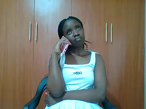 Snapshot of sexy_darleen23 chatting on November 2025 09:24:02 AM sexy darleen23 online show from November 2025 09:24:02 AM