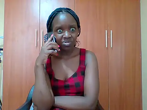 Snapshot of sexy_darleen23 chatting on November 2025 08:18:02 AM sexy darleen23 online show from November 2025 08:18:02 AM