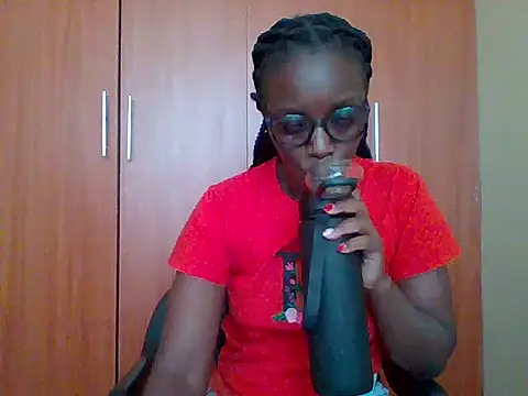 Snapshot of sexy_darleen23 chatting on February 2026 02:23:01 PM sexy darleen23 online show from February 2026 02:23:01 PM