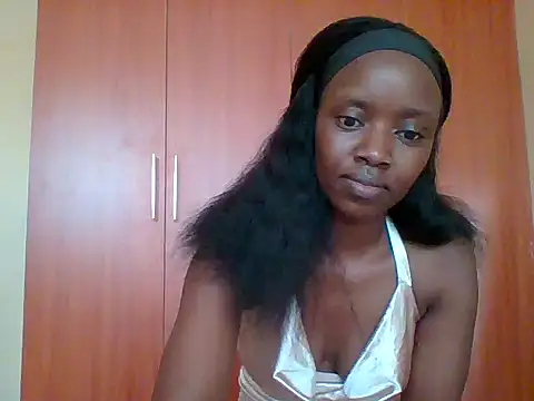 Snapshot of sexy_darleen23 chatting on October 2025 11:01:01 AM sexy darleen23 online show from October 2025 11:01:01 AM