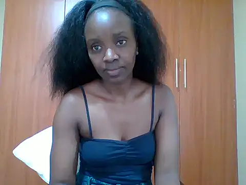 Snapshot of sexy_darleen23 chatting on November 2025 09:03:02 AM sexy darleen23 online show from November 2025 09:03:02 AM