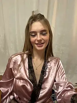 Snapshot of lovelly_molly chatting on February 2025 08:35:02 PM lovelly molly online show from February 2025 08:35:02 PM
