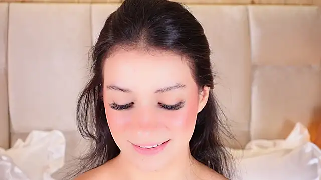 KiraKayleigh1 online show from March 2026 12:49:02 AM